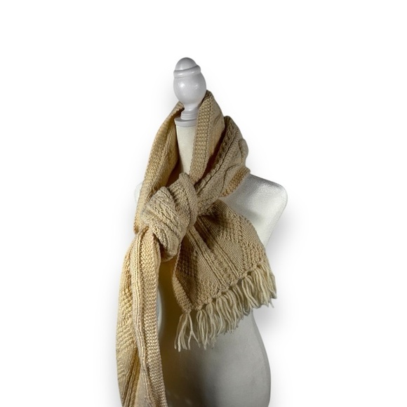 Hand Woven 100% Irish Wool Cable Knit Fringe Scarf, Cream, 9 in x 63 in. - Picture 3 of 11